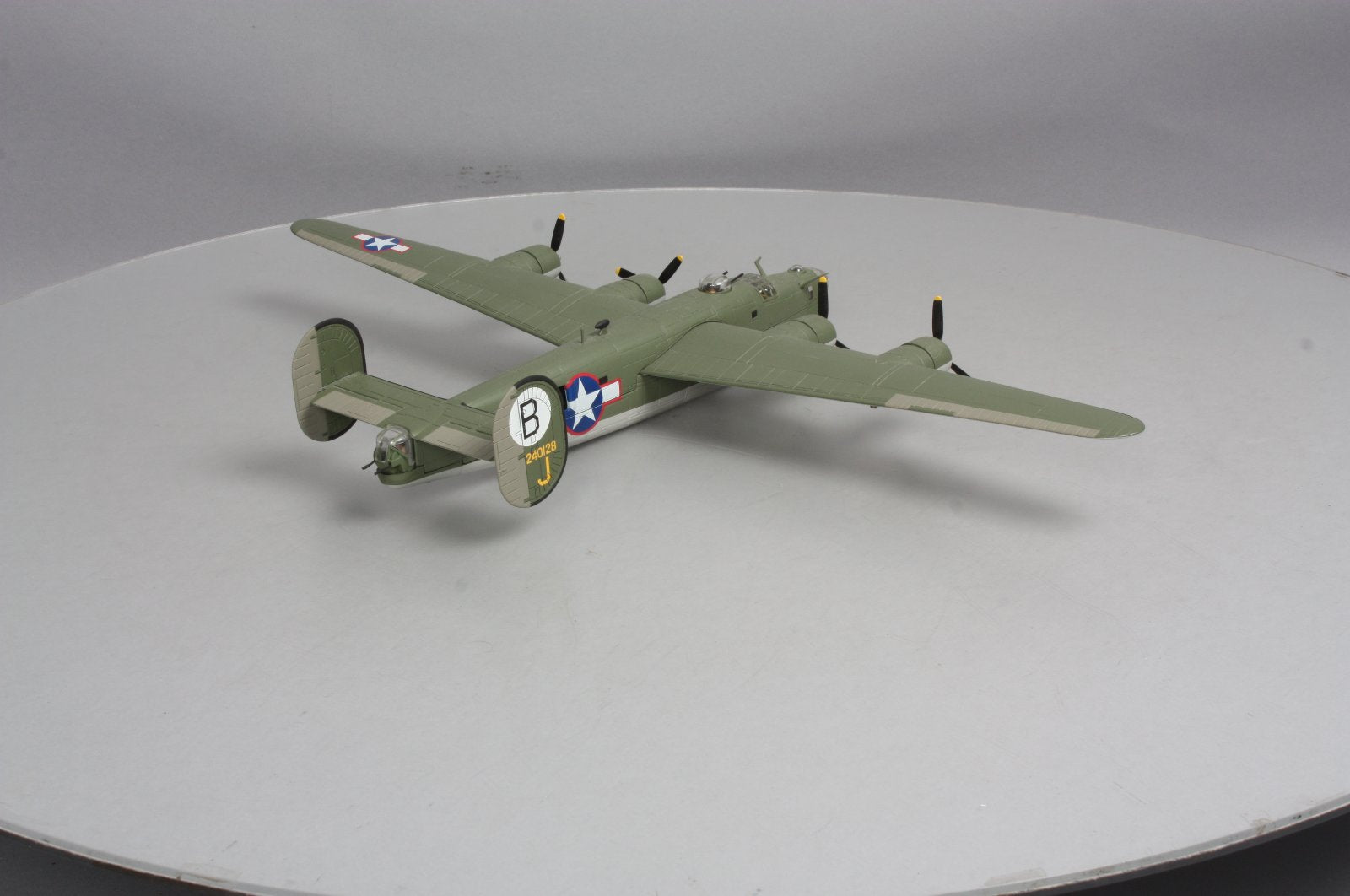 Corgi AA34002 1:72 B-24 Liberator-Ball of Fire Model Plane Kit