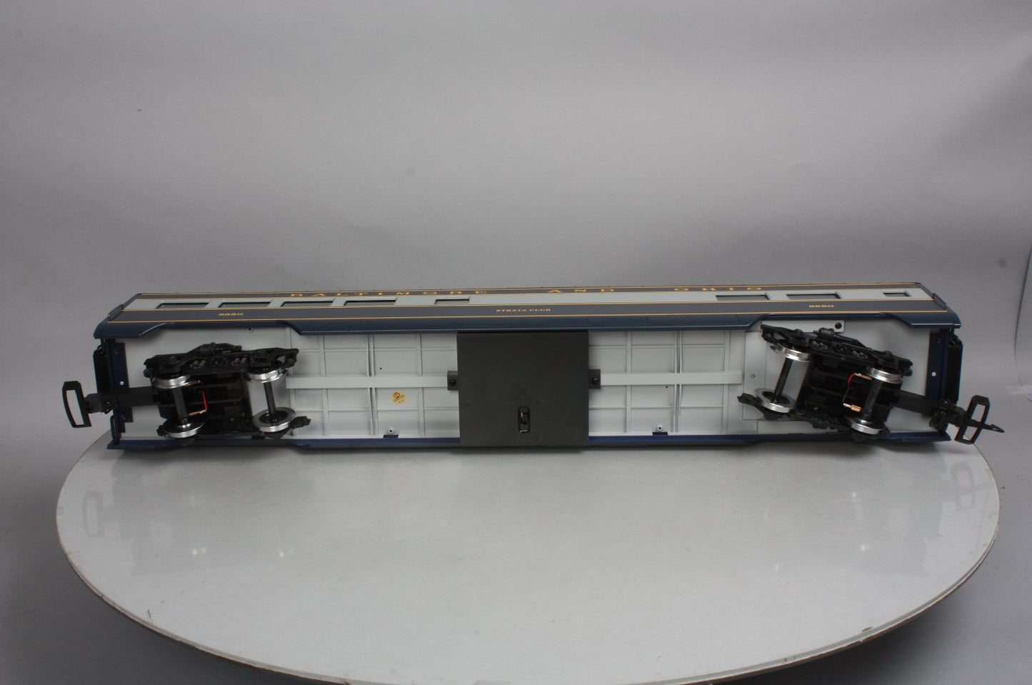 LGB 35580 G Scale Baltimore & Ohio Observation Car- Metal Wheels LN/Box