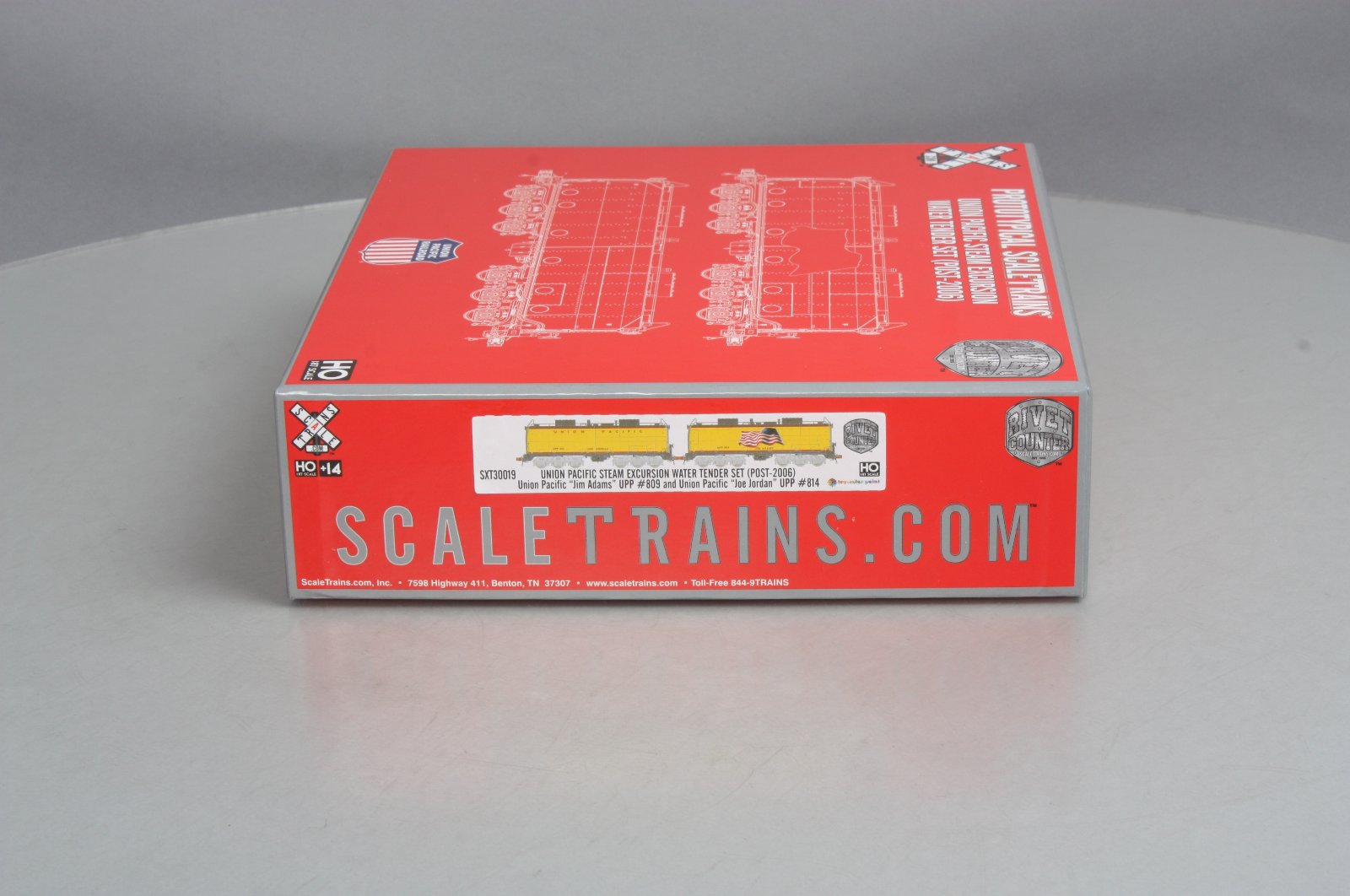 Scale Trains SXT30019 HO Union Pacific Steam Excursion Water Tender Set #809/814 NIB