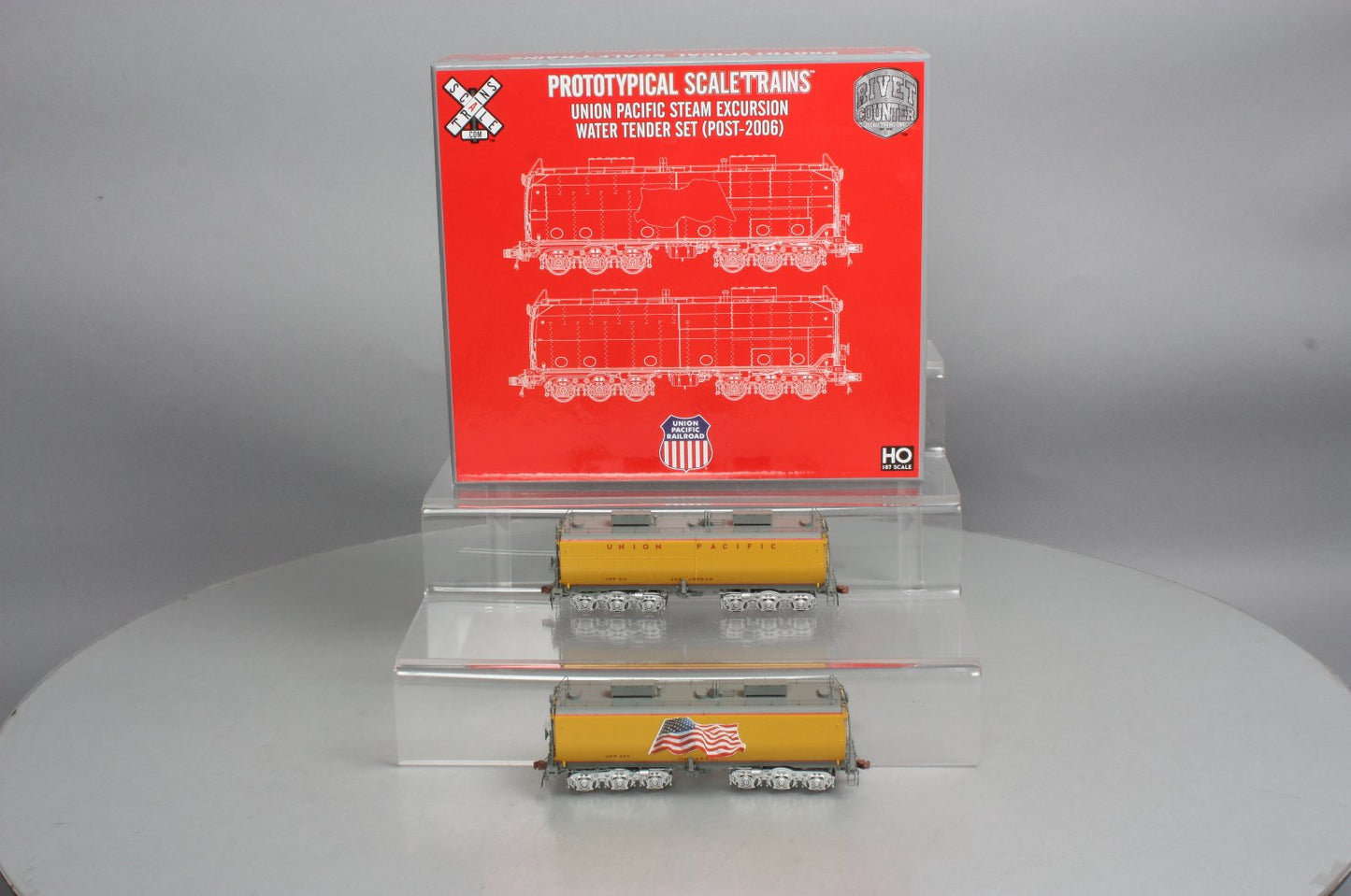 Scale Trains SXT30019 HO Union Pacific Steam Excursion Water Tender Set #809/814 NIB