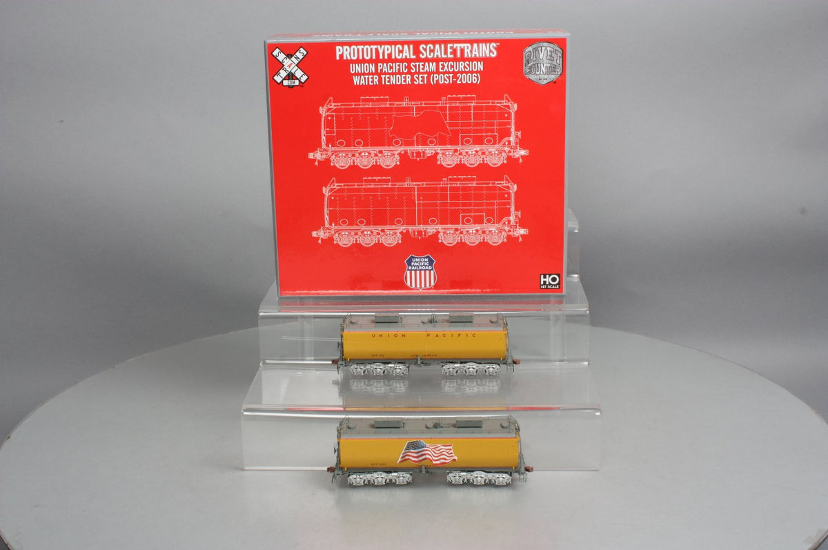 Scale Trains SXT30019 HO Union Pacific Steam Excursion Water Tender Set #809/814 NIB