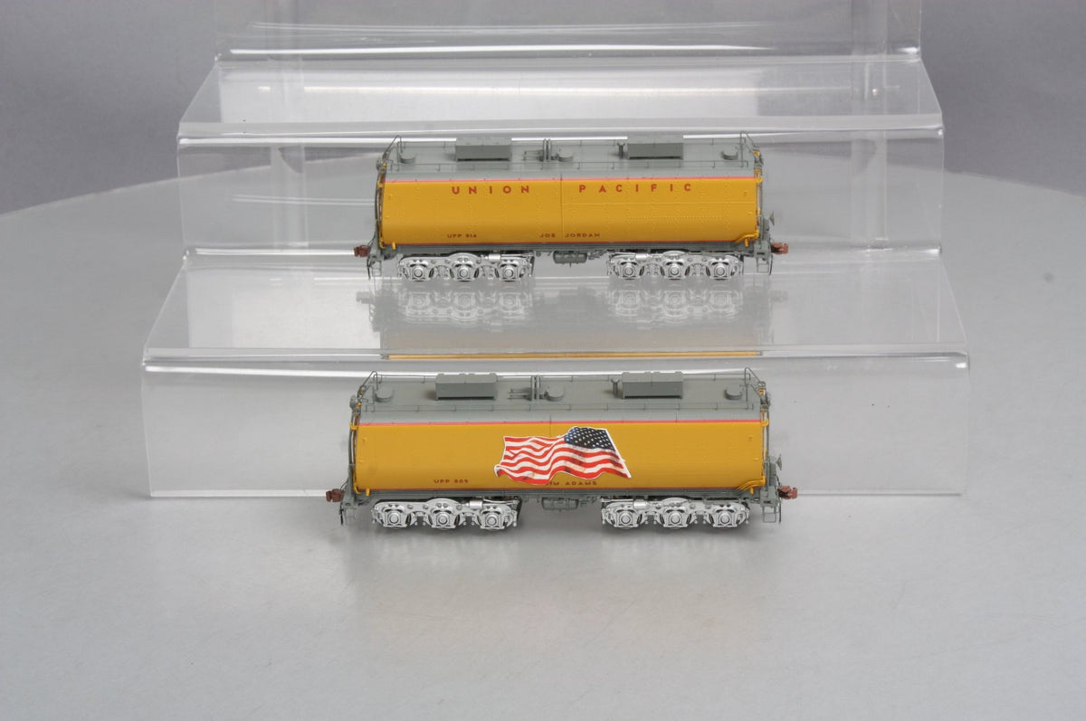 Scale Trains SXT30019 HO Union Pacific Steam Excursion Water Tender Set #809/814 NIB