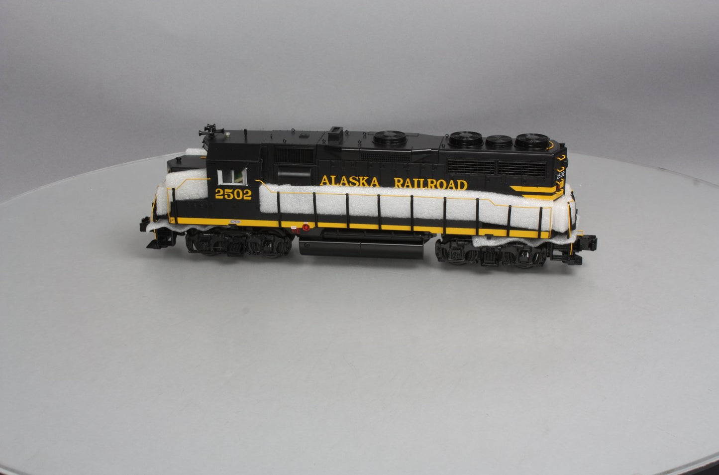 MTH 20-2903-1 Alaska GP-35 Diesel Engine w/PS 2.0 #2502 (Hi-Rail Wheels) MT/Box