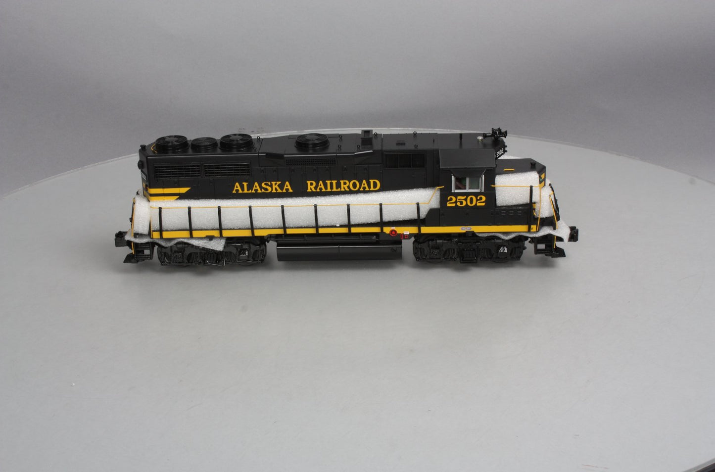 MTH 20-2903-1 Alaska GP-35 Diesel Engine w/PS 2.0 #2502 (Hi-Rail Wheels) MT/Box