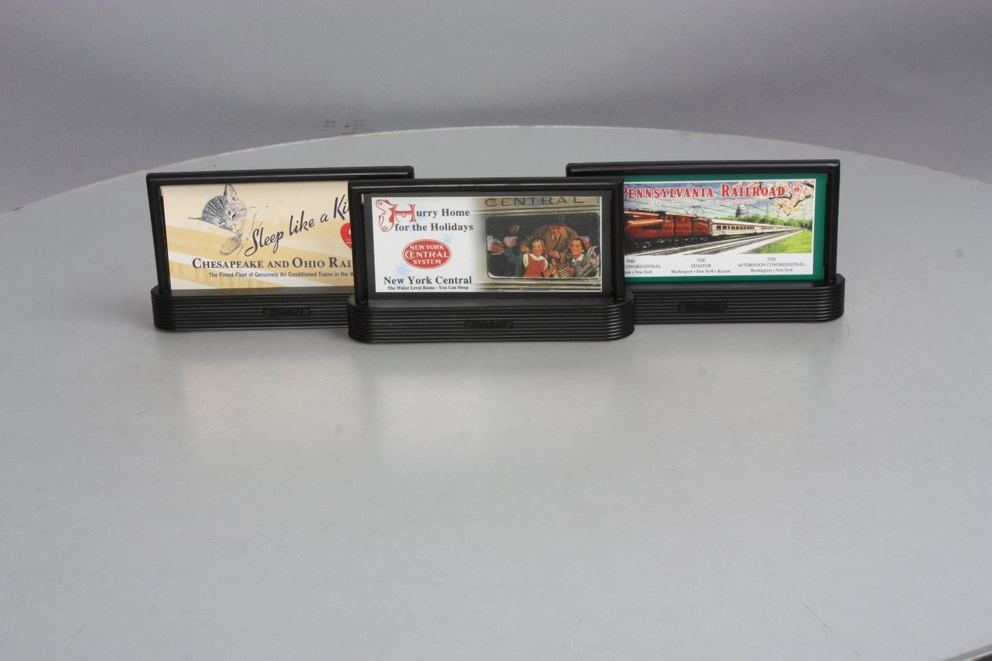 Lionel 6-37826 O Classic Travel Billboard (Set of 3) LN/Box