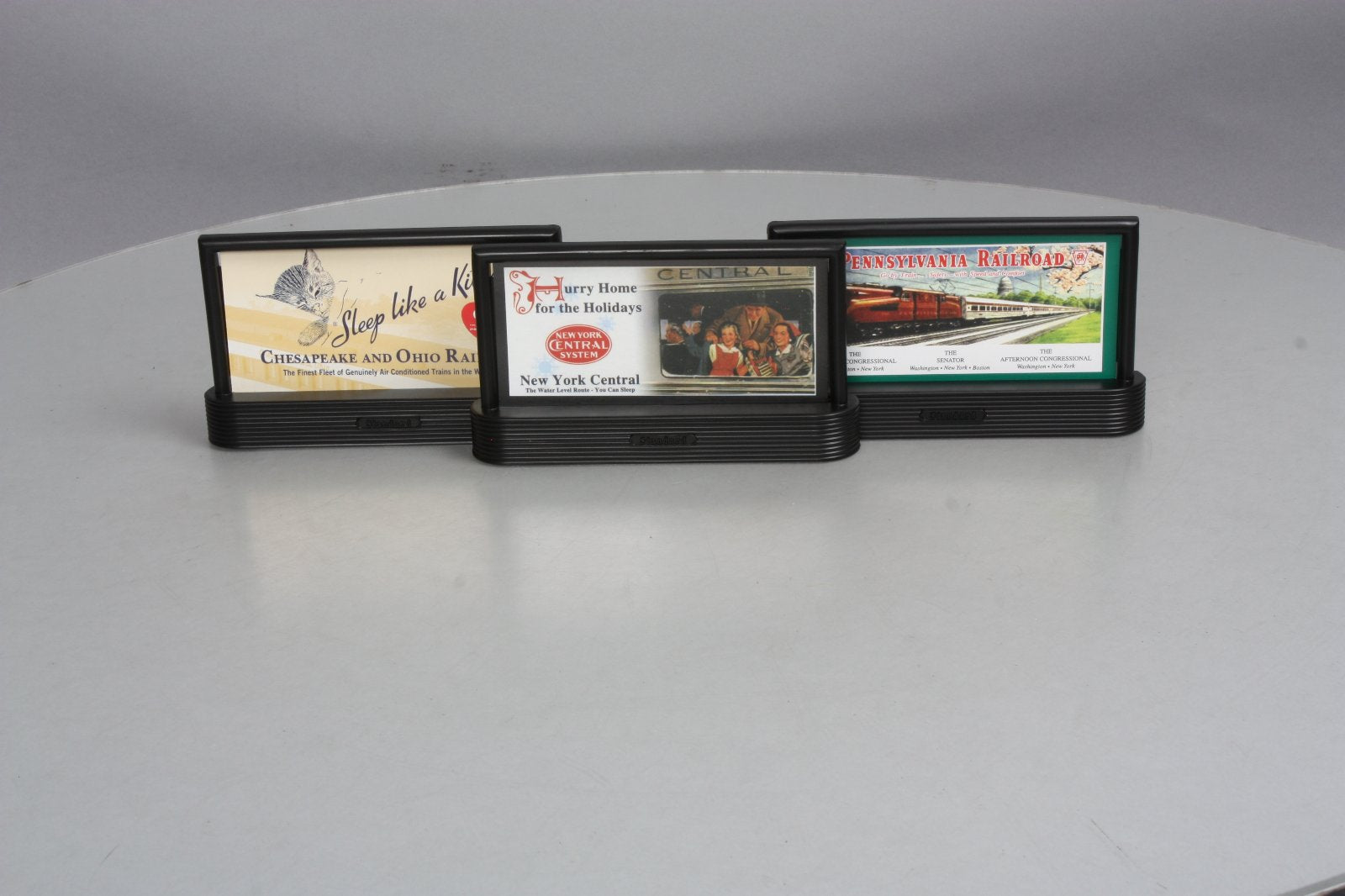Lionel 6-37826 O Classic Travel Billboard (Set of 3) LN/Box
