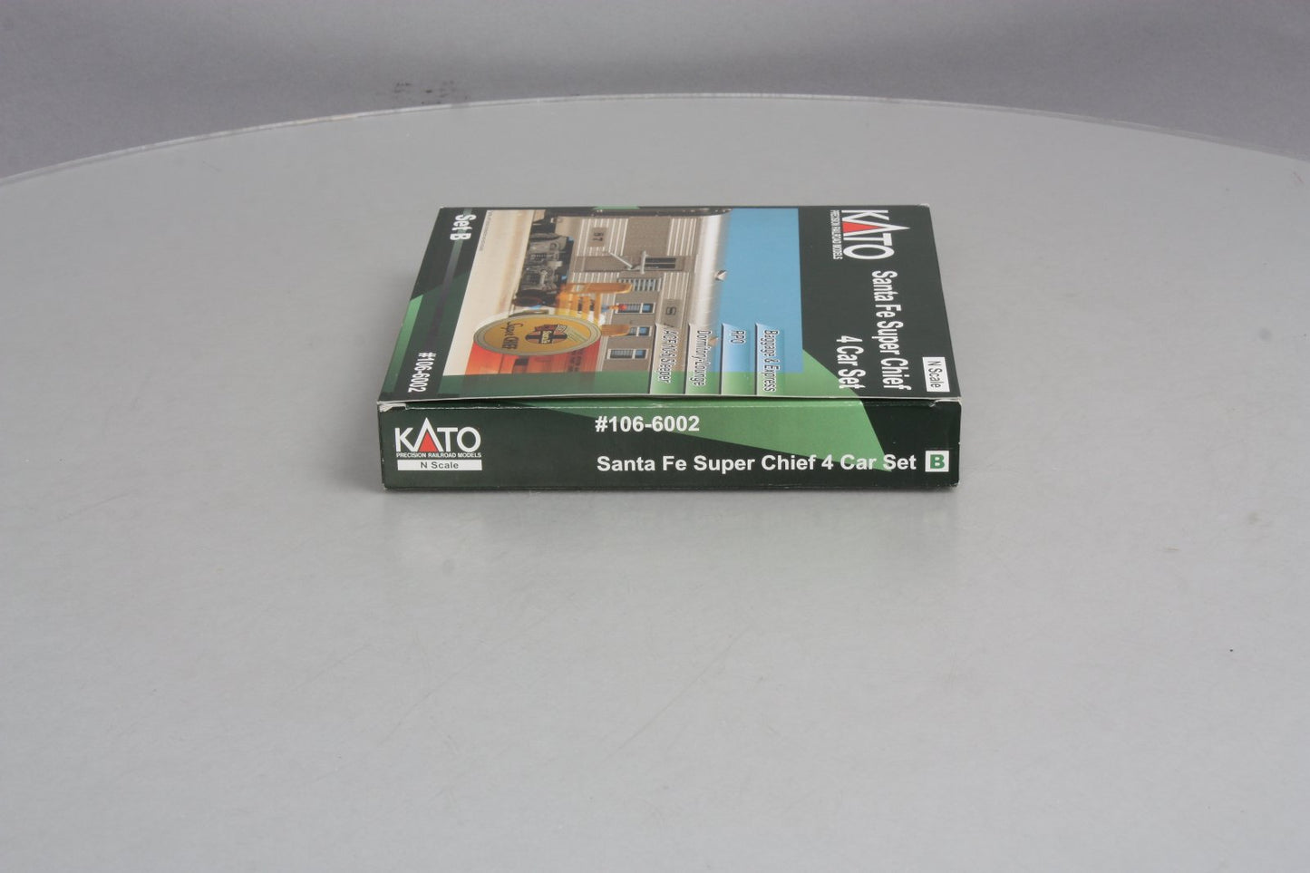 Kato 106-6002 N Scale Santa Fe Super Chief 4-Car Passenger Set (Set B) LN/Box