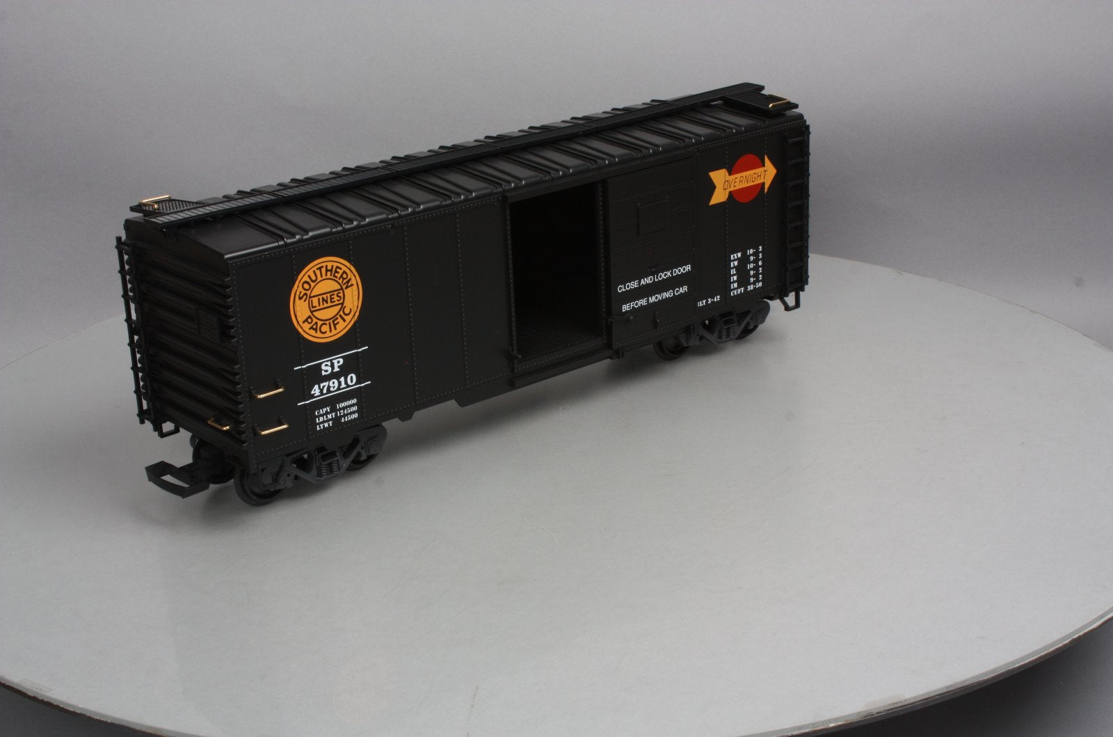 LGB 47910 Southern Pacific Boxcar - Plastic Wheels LN/Box