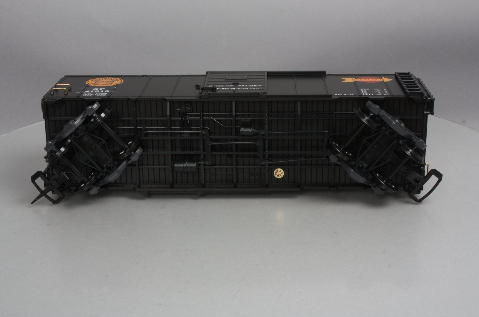 LGB 47910 Southern Pacific Boxcar - Plastic Wheels LN/Box