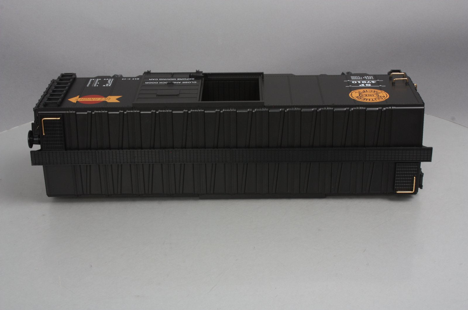 LGB 47910 Southern Pacific Boxcar - Plastic Wheels LN/Box