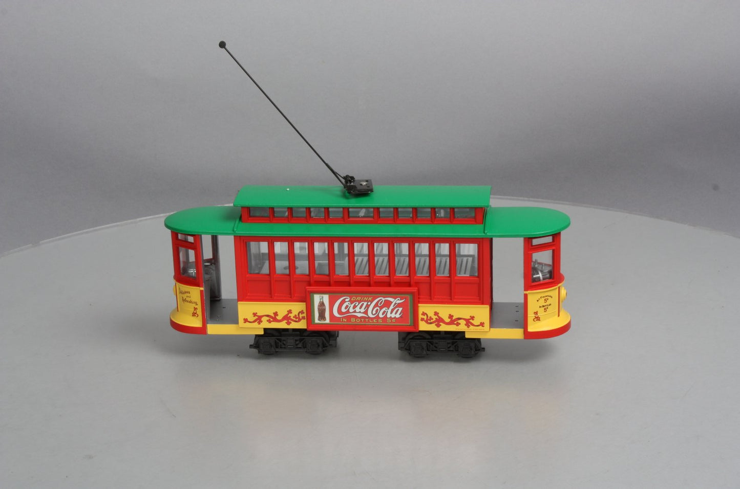 K-Line K2627-06 O Scale Coca-Cola Brand Motorized Trolley LN/Box