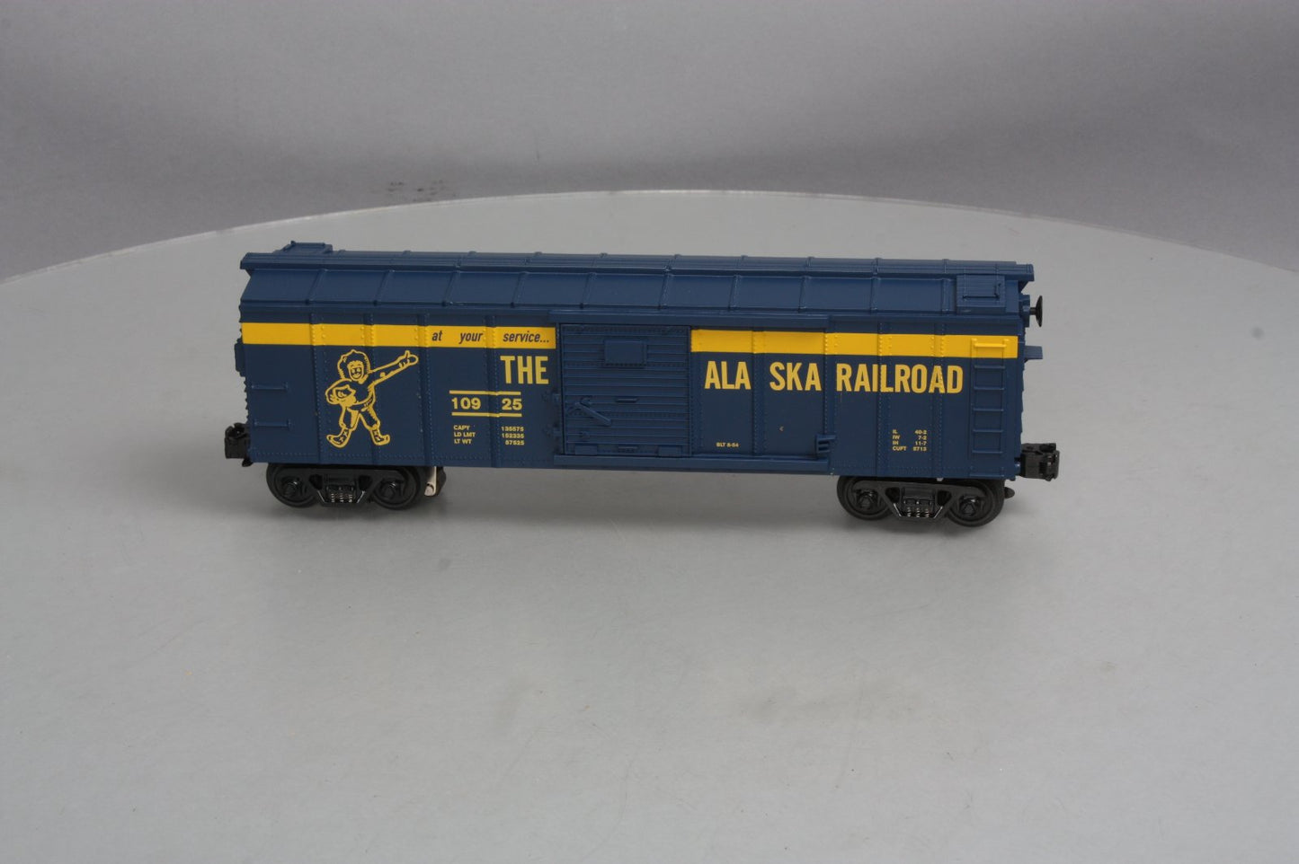 MTH 30-79125 O Gauge Alaska Operating Box Car w/ Signal Man #19025 NIB