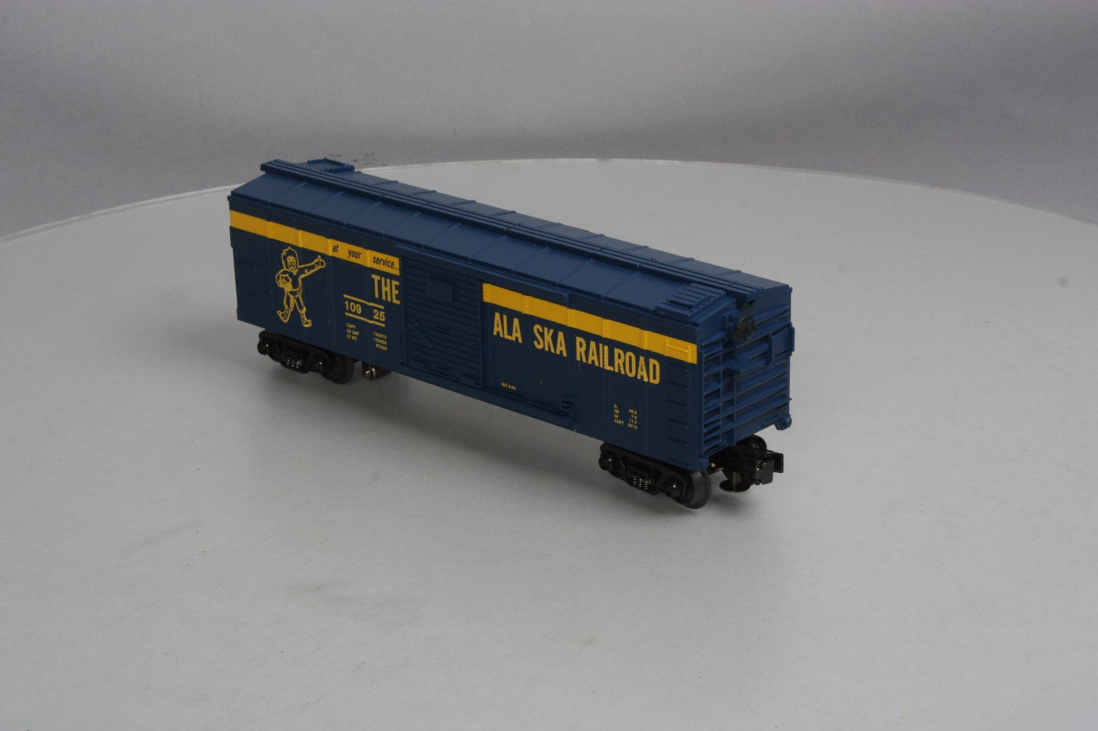 MTH 30-79125 O Gauge Alaska Operating Box Car w/ Signal Man #19025 NIB