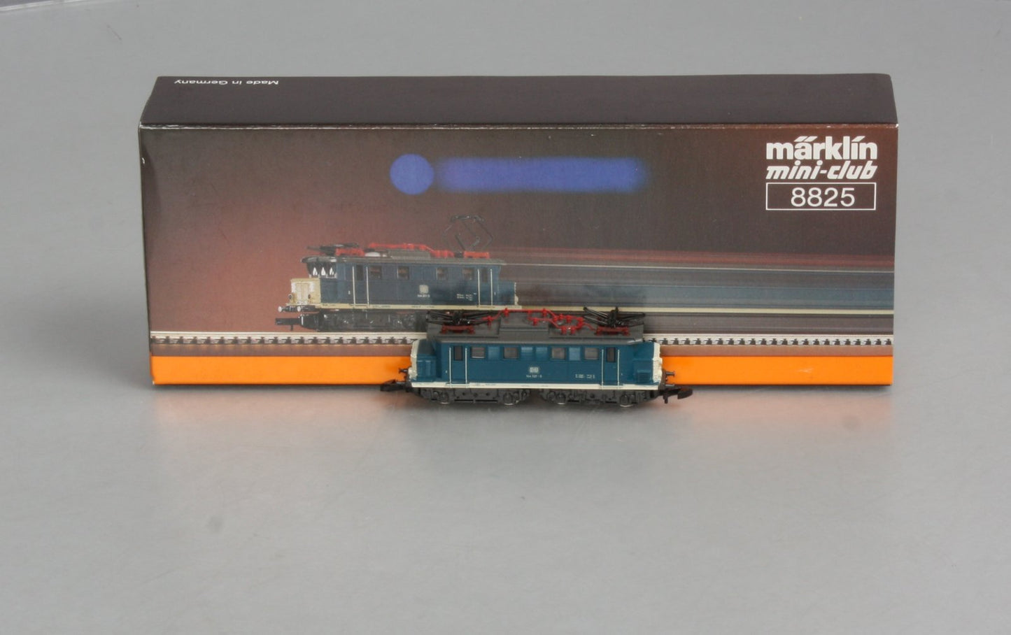 Marklin 8825 Z Scale DB Class 144 Electric Locomotive LN/Box