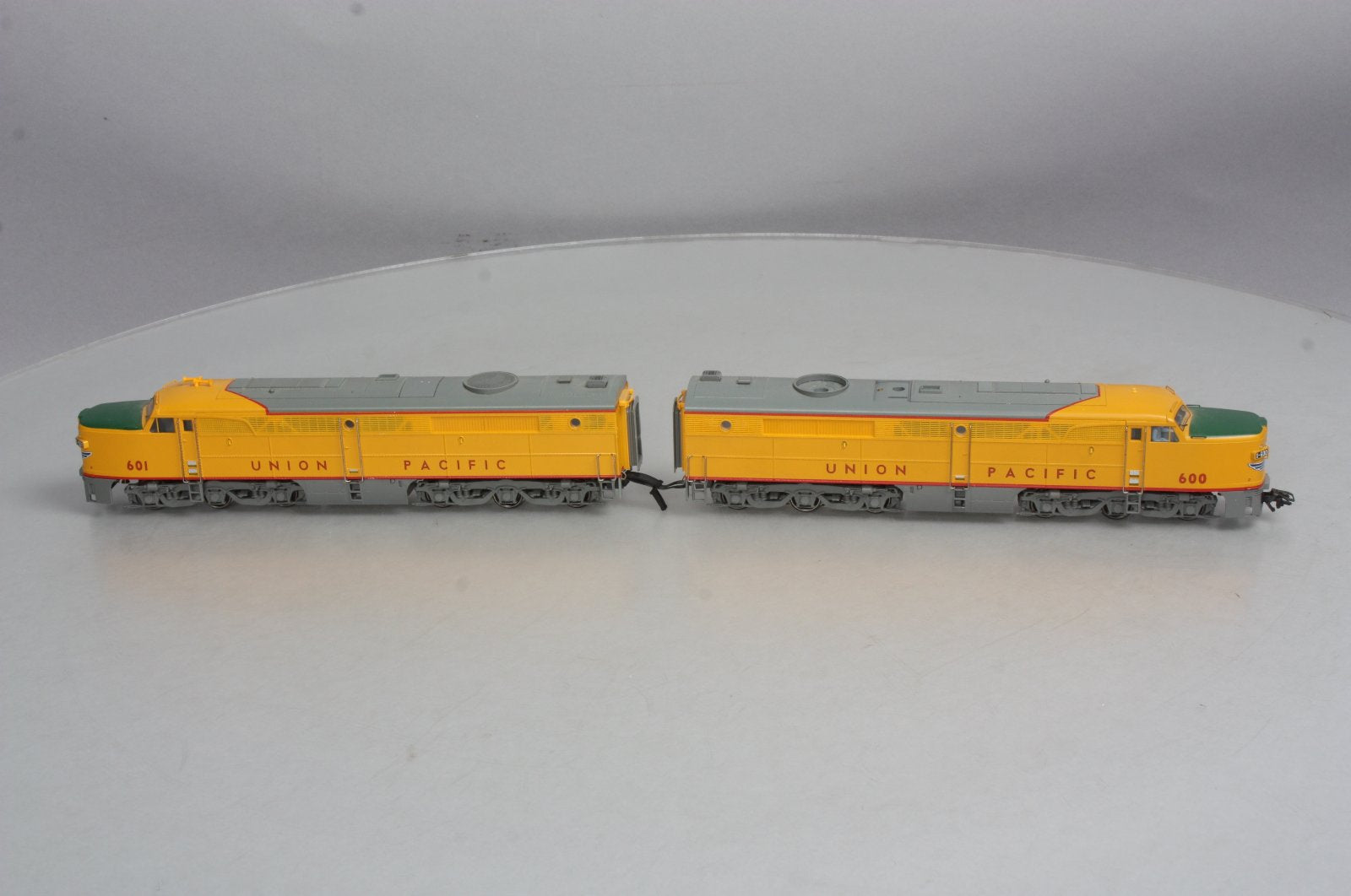 Marklin 49610/37610 HO Union Pacific Alco PA Diesel Locomotive Set - Digital LN/Box