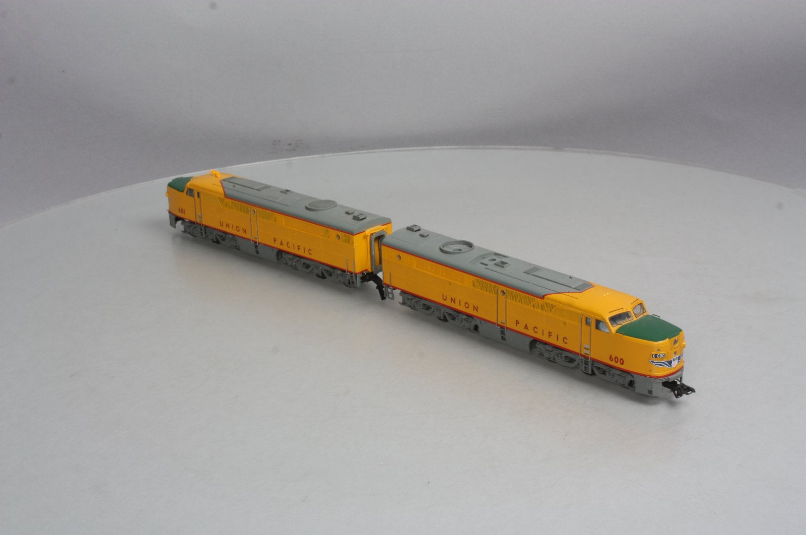 Marklin 49610/37610 HO Union Pacific Alco PA Diesel Locomotive Set - Digital LN/Box