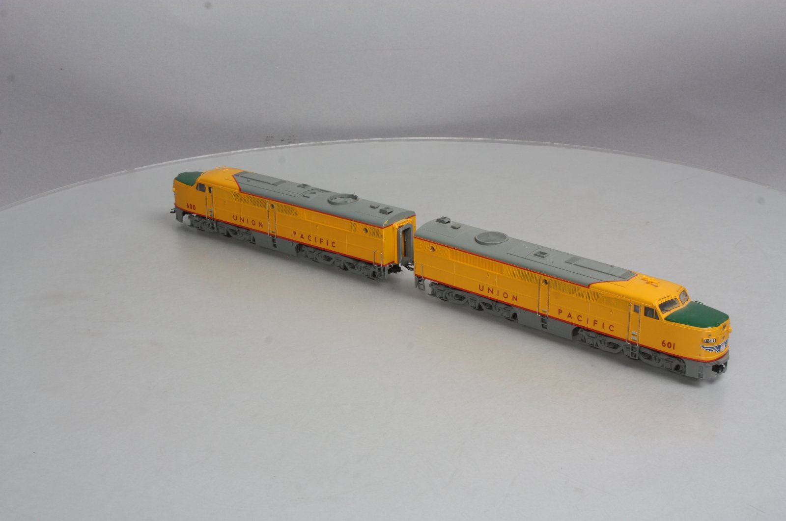 Marklin 49610/37610 HO Union Pacific Alco PA Diesel Locomotive Set - Digital LN/Box