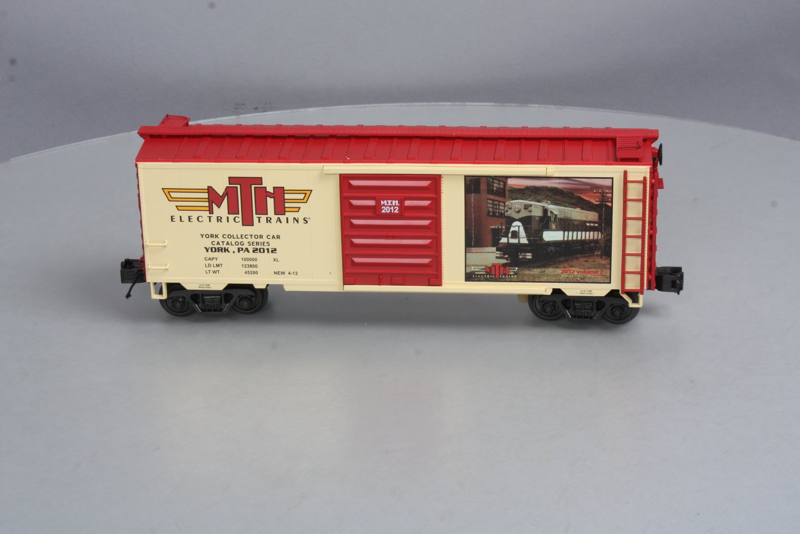 MTH 20-93553 O-Gauge TCA Spring 2012 40' Boxcar LN/Box