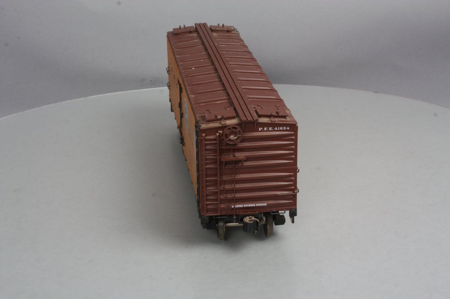 AMS G Scale Pacific Fruit Express Reefer Car #41634 - Metal Wheels LN/Box