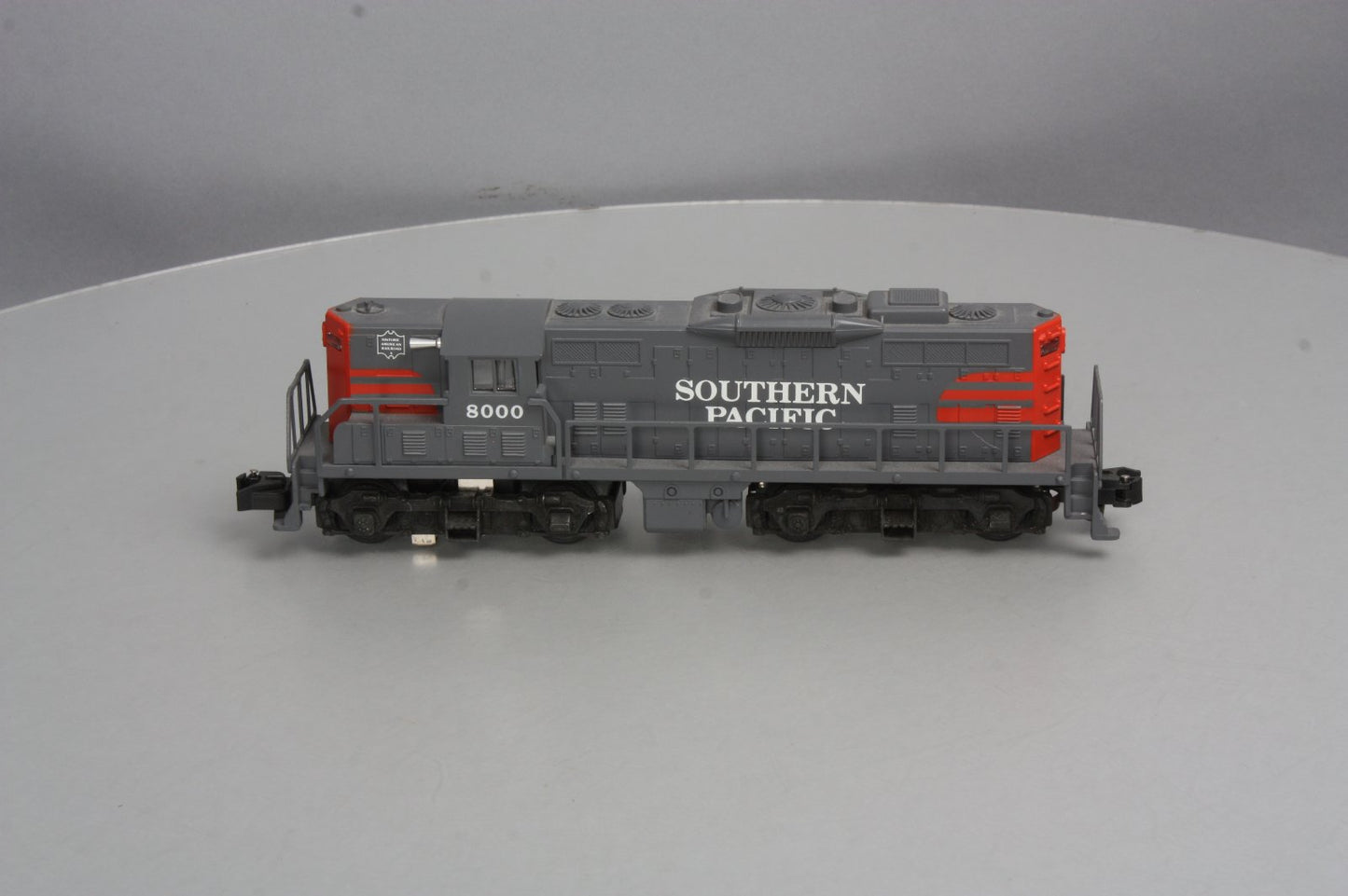 American Flyer 6-48000 S Southern Pacific GP-9 Powered Diesel Locomotive #8000 LN/Box