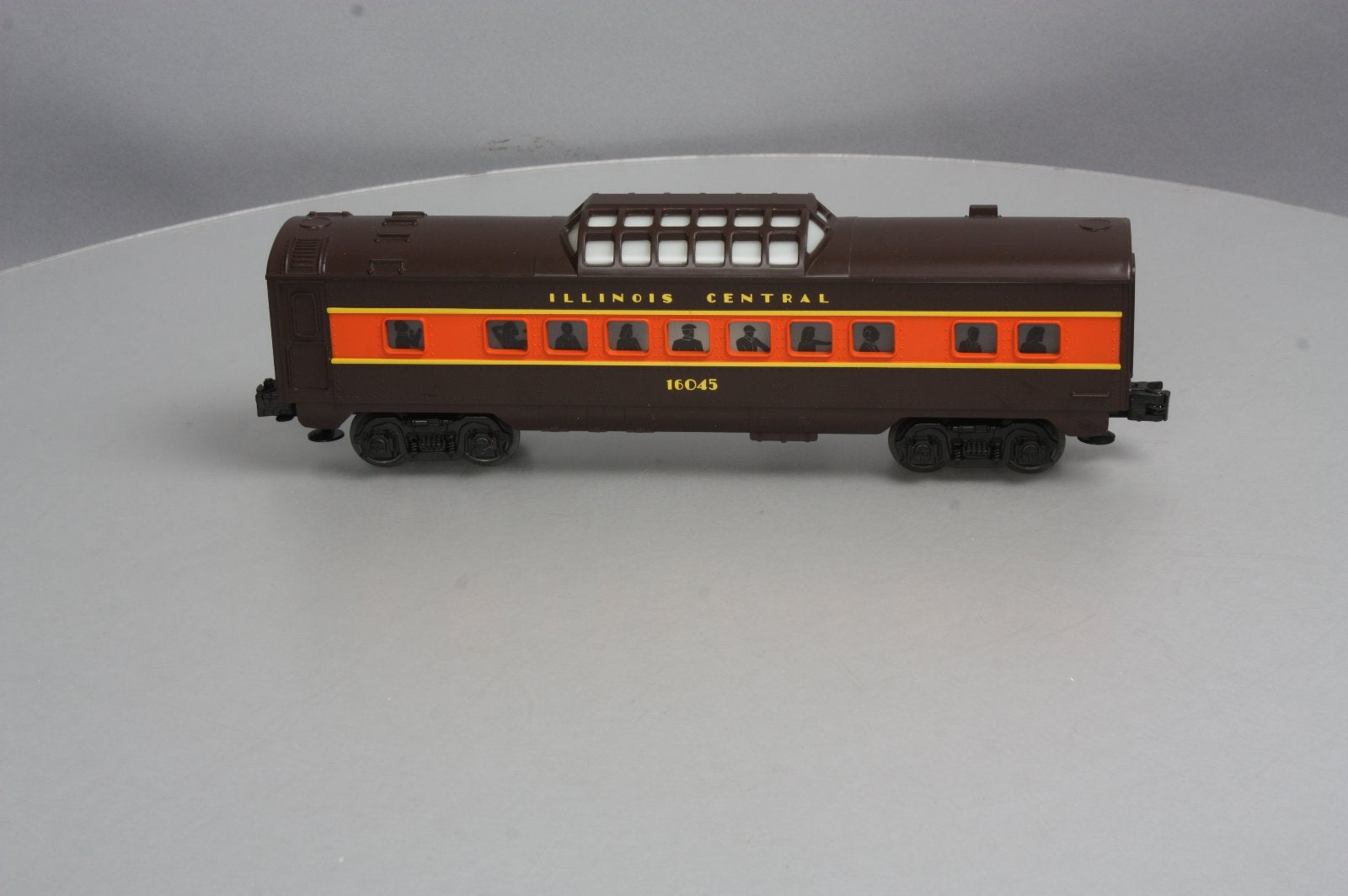 Lionel 6-16045 O Gauge Illinois Central Vista Dome Car NIB