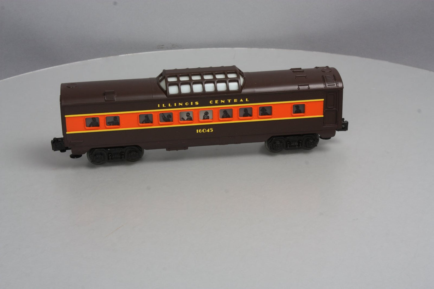 Lionel 6-16045 O Gauge Illinois Central Vista Dome Car NIB