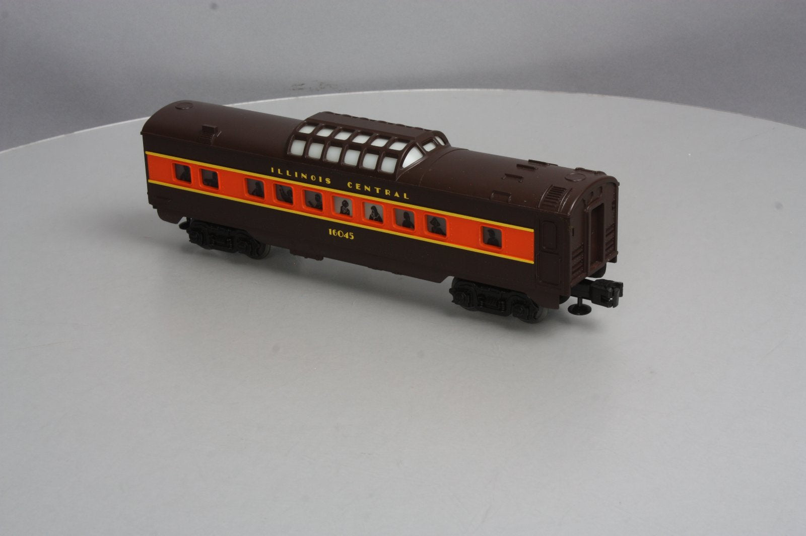 Lionel 6-16045 O Gauge Illinois Central Vista Dome Car NIB