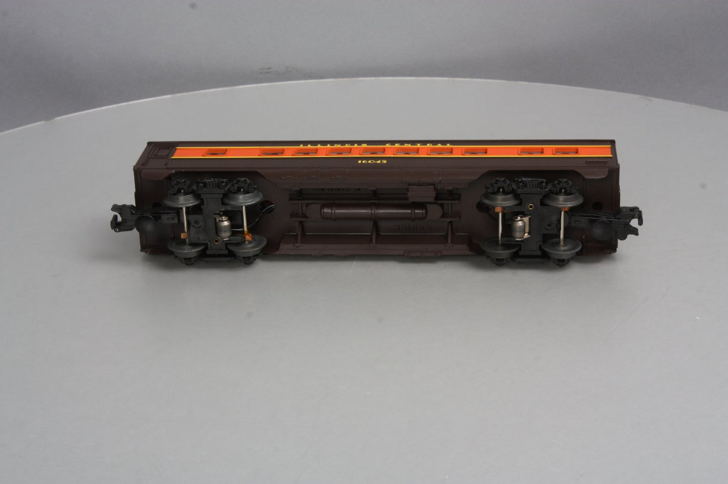 Lionel 6-16045 O Gauge Illinois Central Vista Dome Car NIB