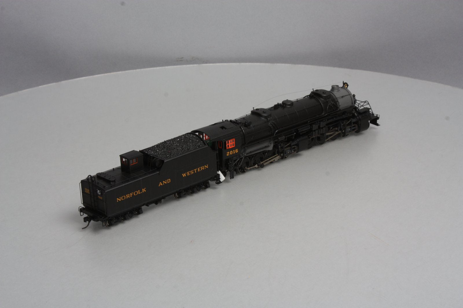 Proto 2000 23331 HO Scale N&W 2-8-8-2 Steam Locomotive #2016 LN