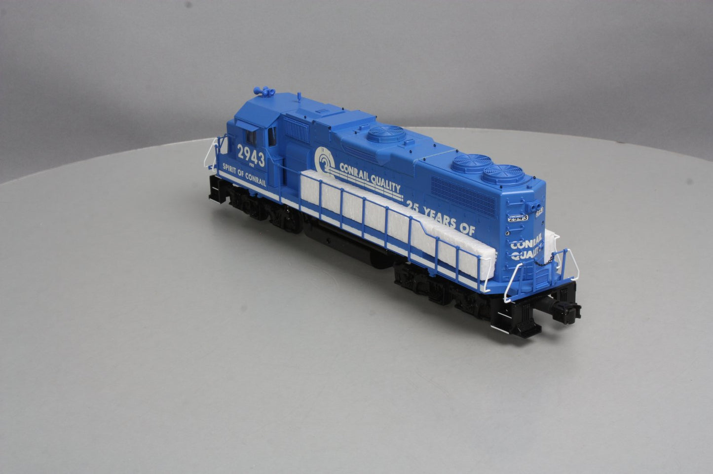 K-Line K2407-2943 O Conrail "Spirit of Conrail" GP38 Diesel Locomotive #2943 LN/Box