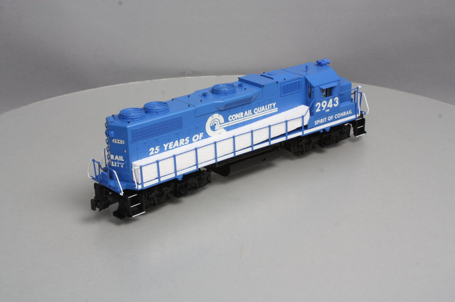 K-Line K2407-2943 O Conrail "Spirit of Conrail" GP38 Diesel Locomotive #2943 LN/Box