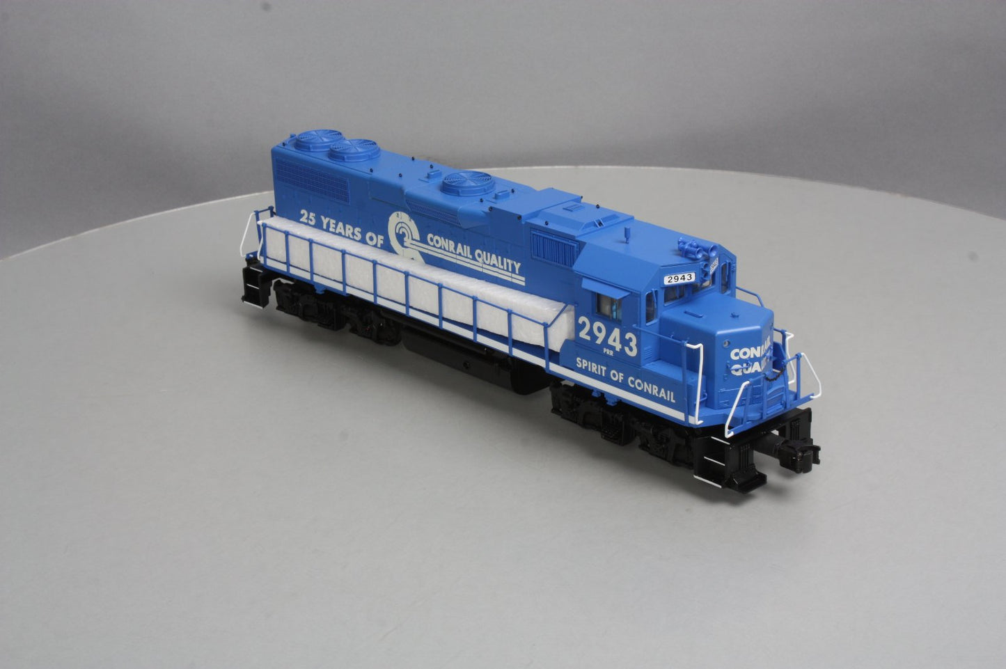 K-Line K2407-2943 O Conrail "Spirit of Conrail" GP38 Diesel Locomotive #2943 LN/Box