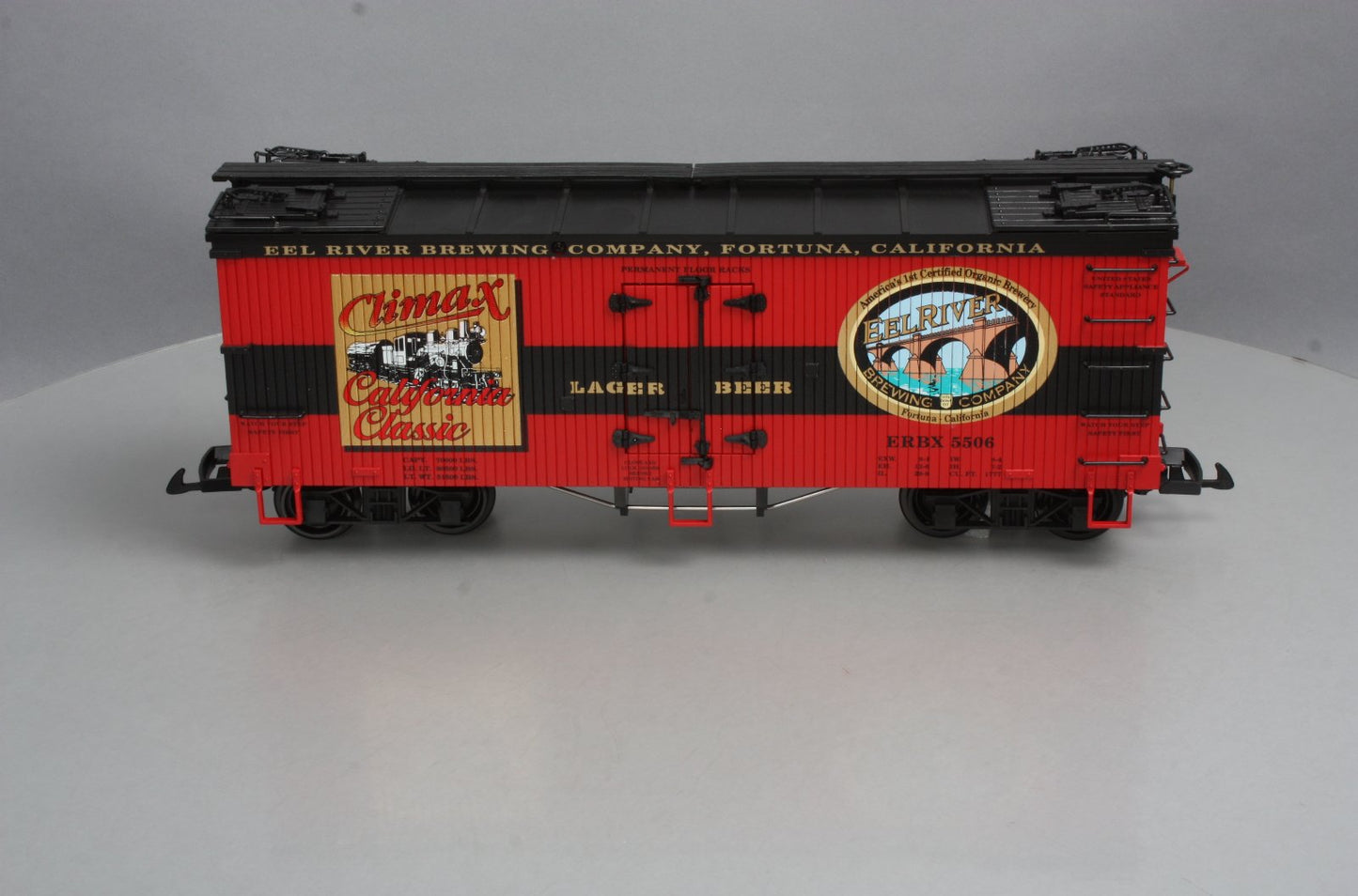 USA Trains 16401 G Scale Climax Lager Beer Refrigerator Car