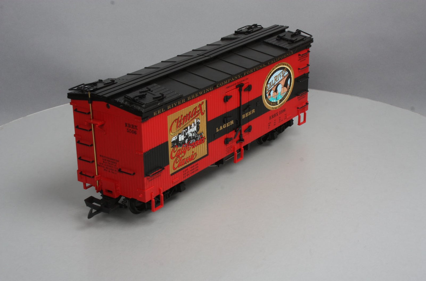 USA Trains 16401 G Scale Climax Lager Beer Refrigerator Car