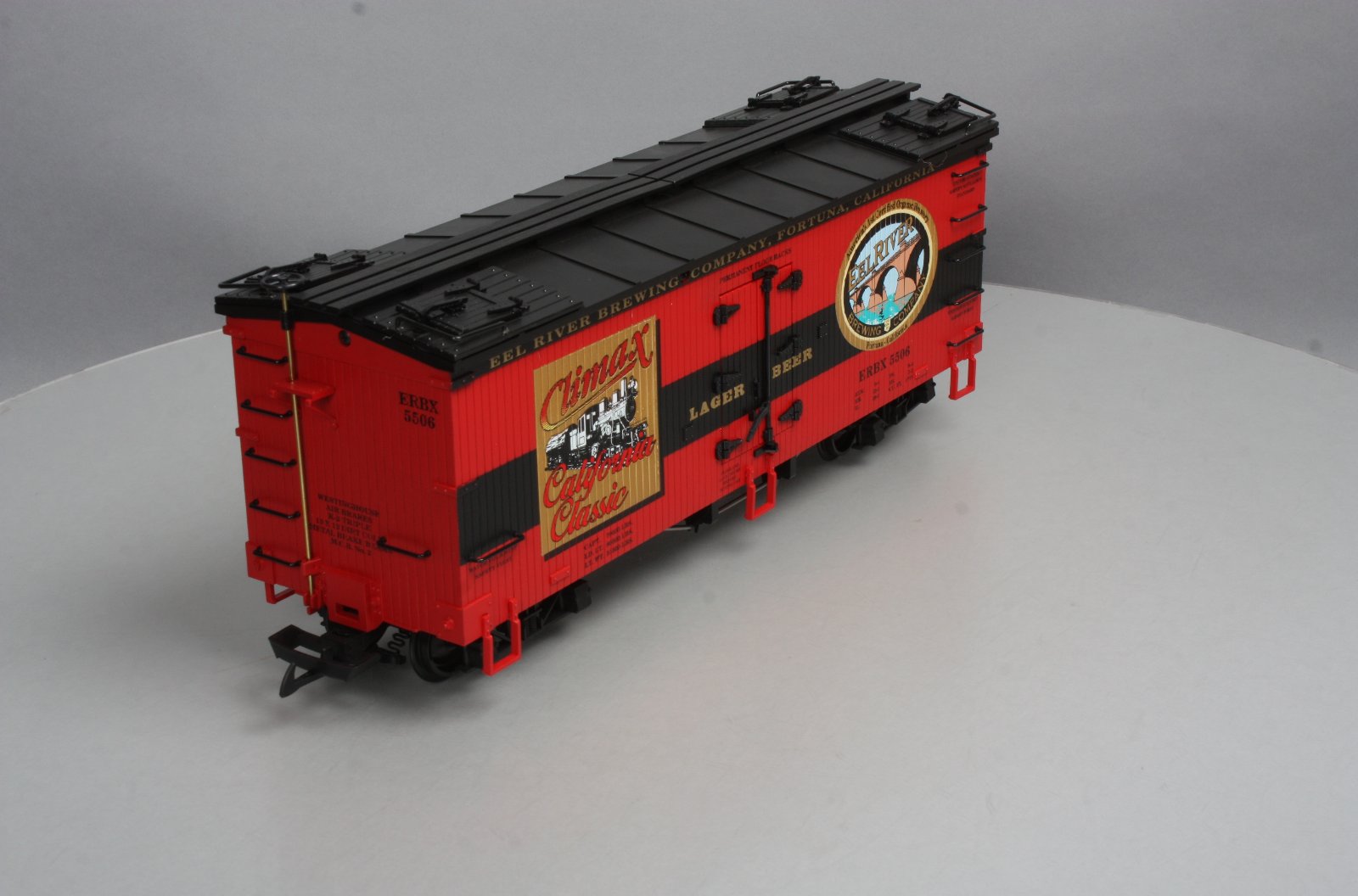 USA Trains 16401 G Scale Climax Lager Beer Refrigerator Car