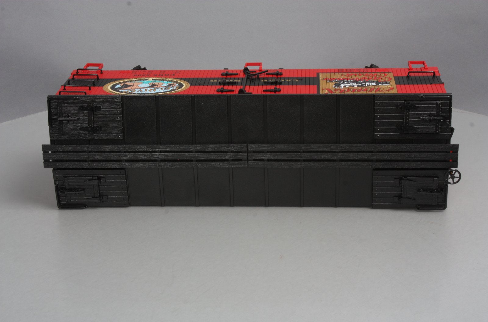 USA Trains 16401 G Scale Climax Lager Beer Refrigerator Car