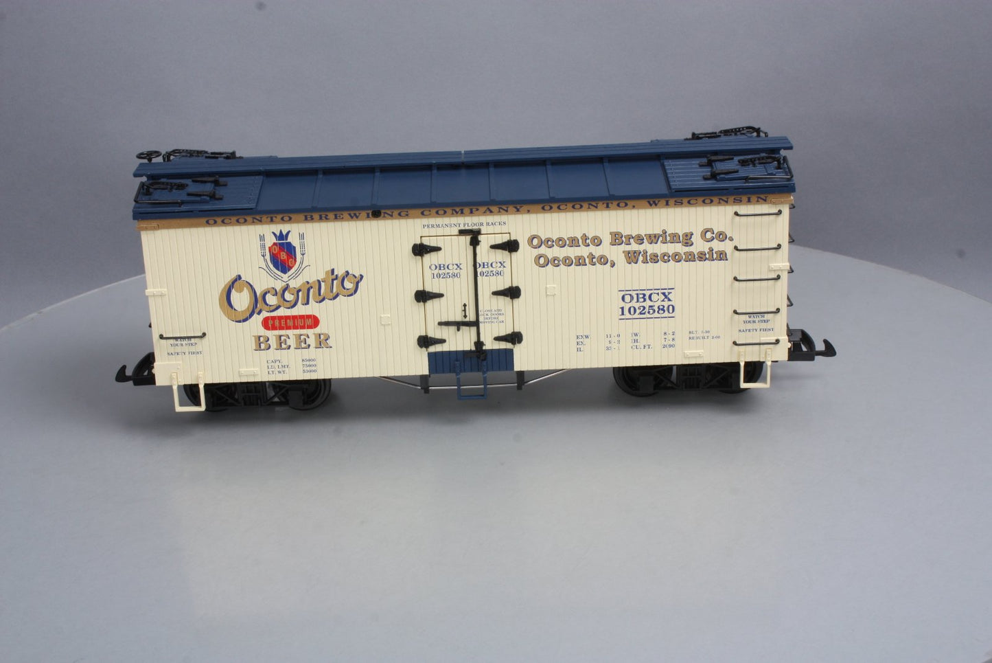 USA Trains R16403 G Scale Oconto Beer Refrigerator Car