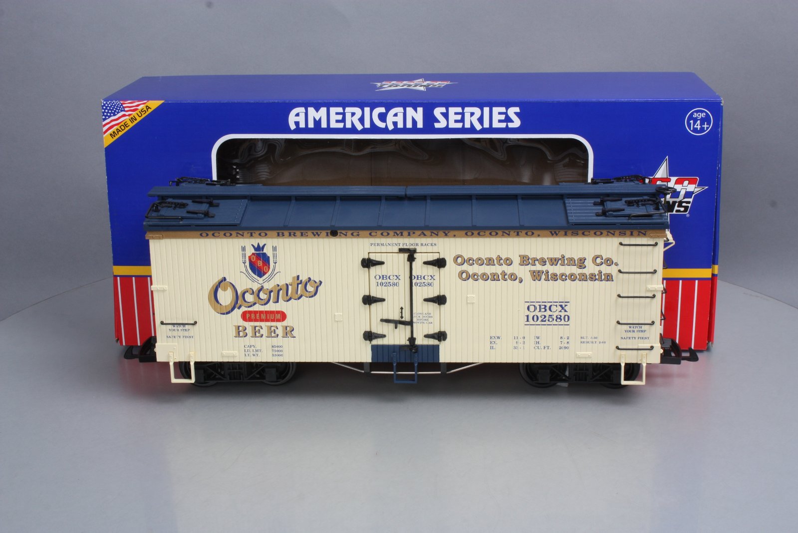 USA Trains R16403 G Scale Oconto Beer Refrigerator Car