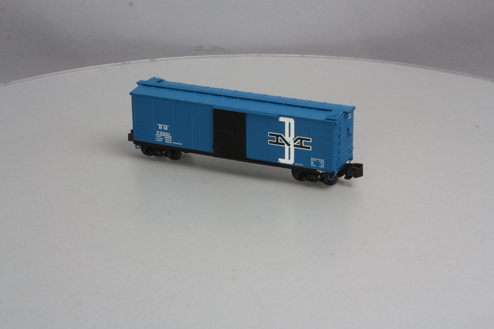 S-Helper 00701 S Gauge Boston & Maine 40' Steel Rebuilt Boxcar #73001 LN/Box