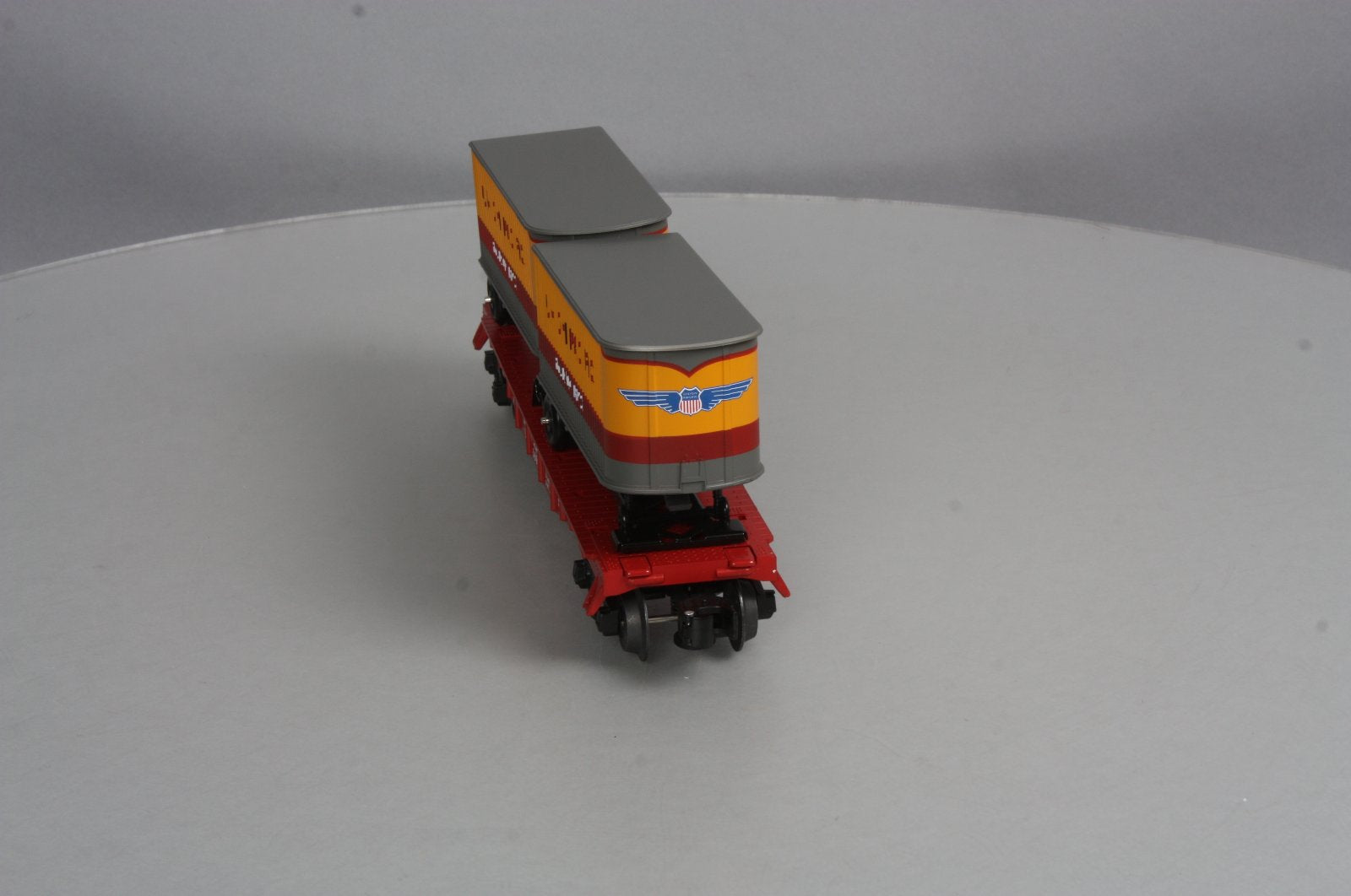 Lionel 6-26691 O Union Pacific Flatcar with 2 Trailers NEW