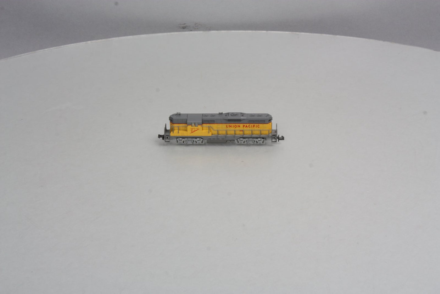 Atlas 4337 N Scale Union Pacific GP-9 Diesel Locomotive #298 EX/Box