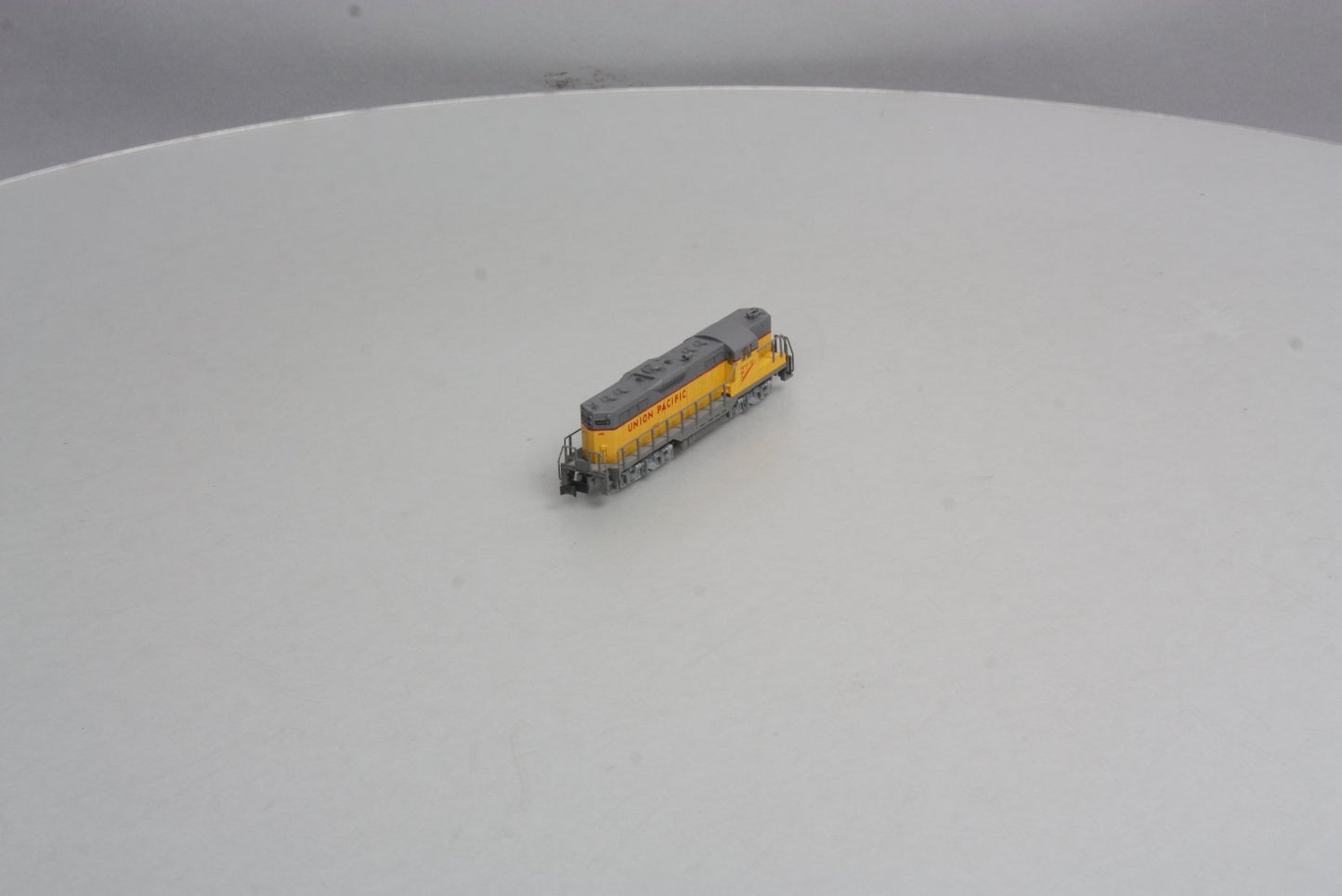 Atlas 4337 N Scale Union Pacific GP-9 Diesel Locomotive #298 EX/Box