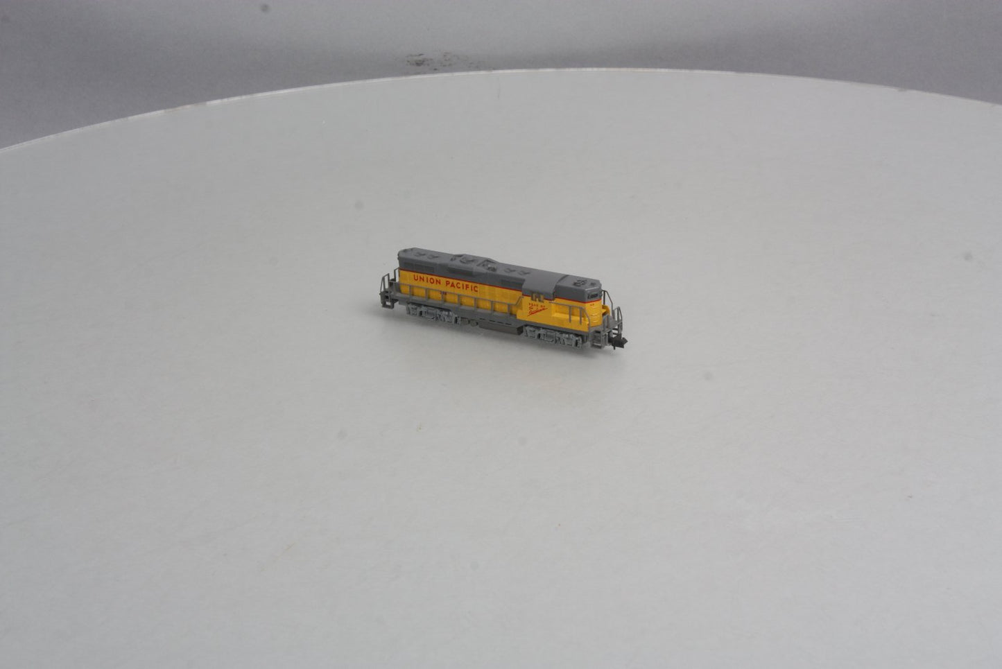 Atlas 4337 N Scale Union Pacific GP-9 Diesel Locomotive #298 EX/Box