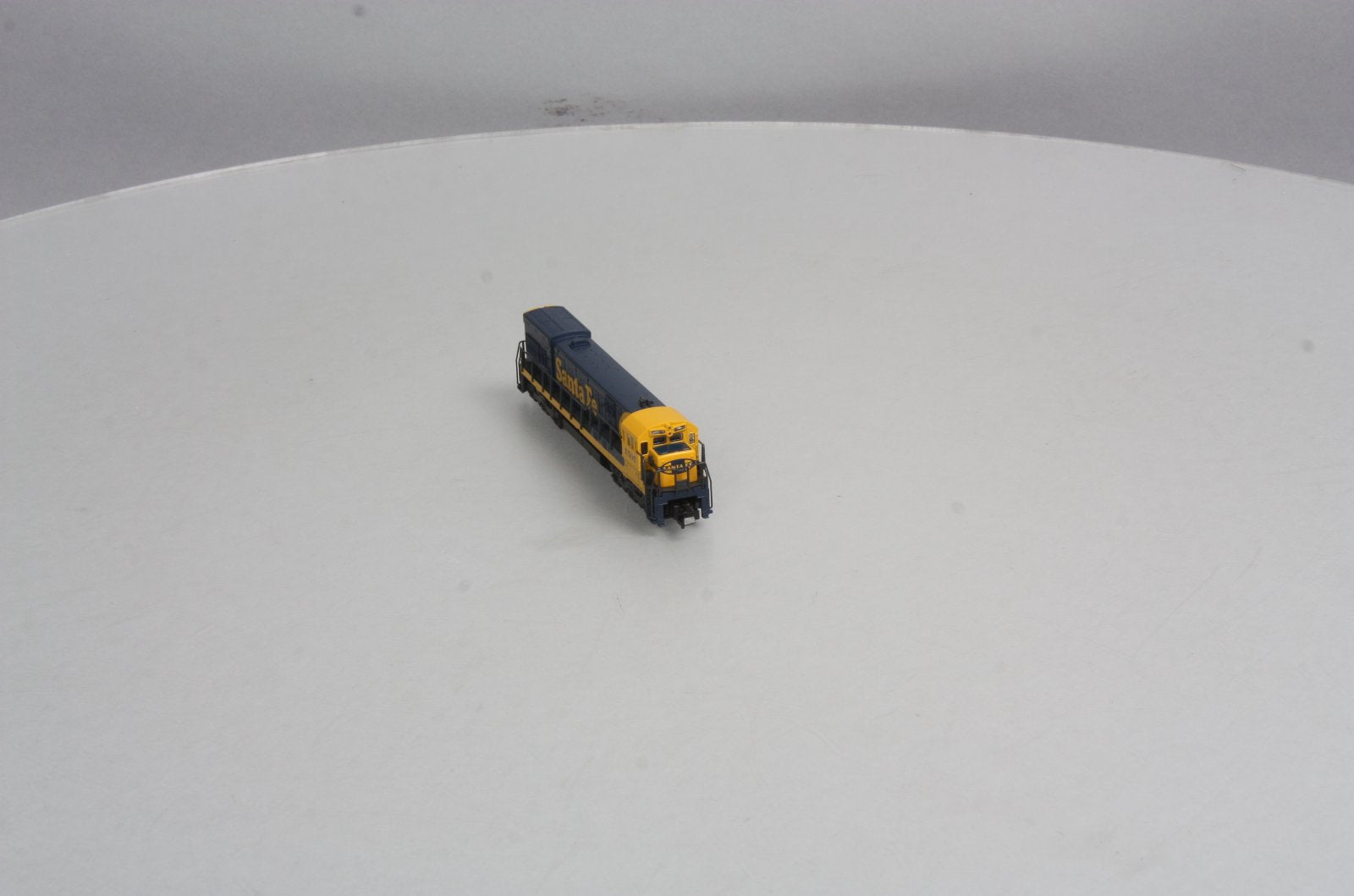 Kato 176-171 N Scale Atchison, Topeaka, & Santa Fe U30C Diesel Engine #7507 LN/Box