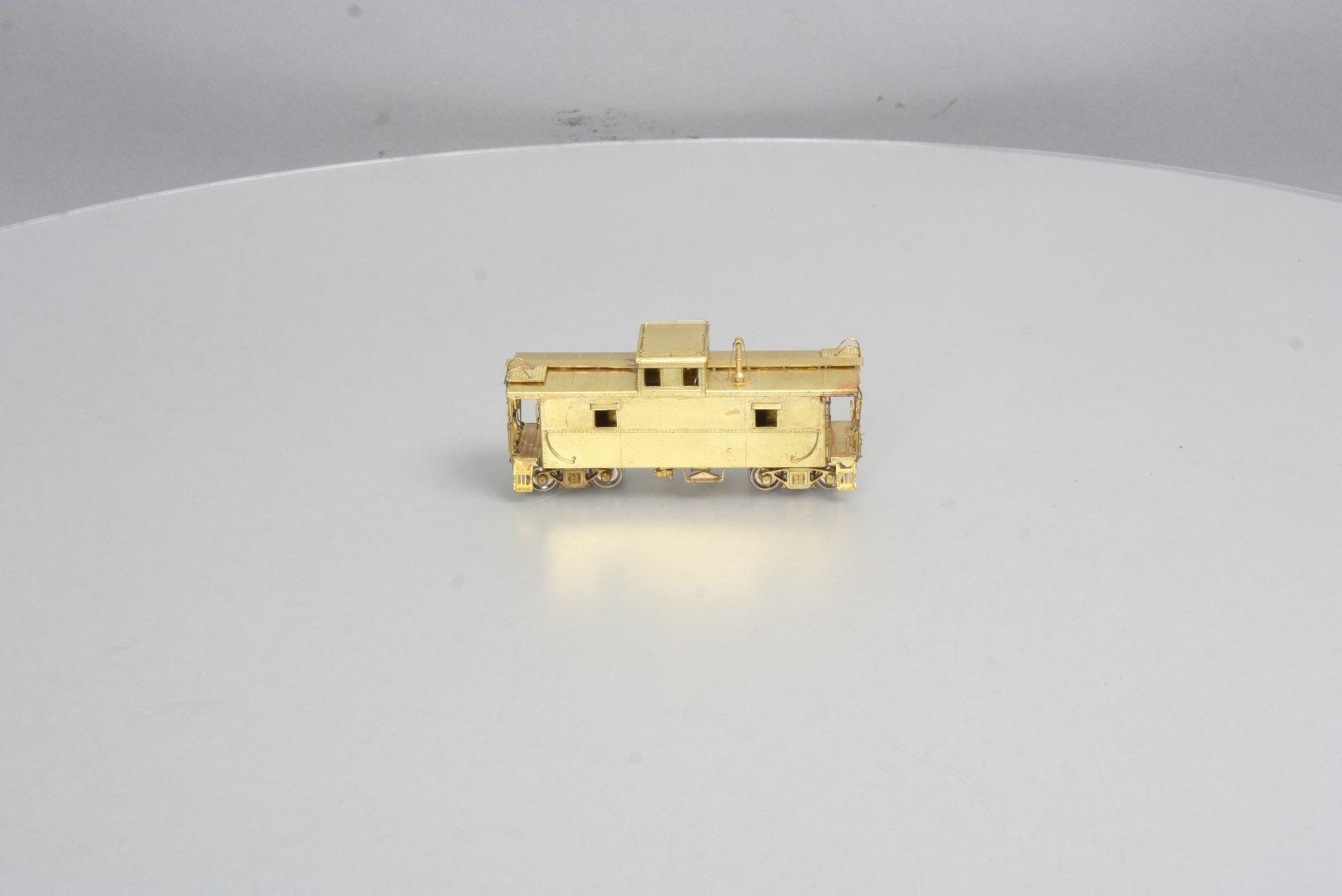 Overland 90200-90299 Ajin Brass HO Scale C&O Steel Caboose EX/Box