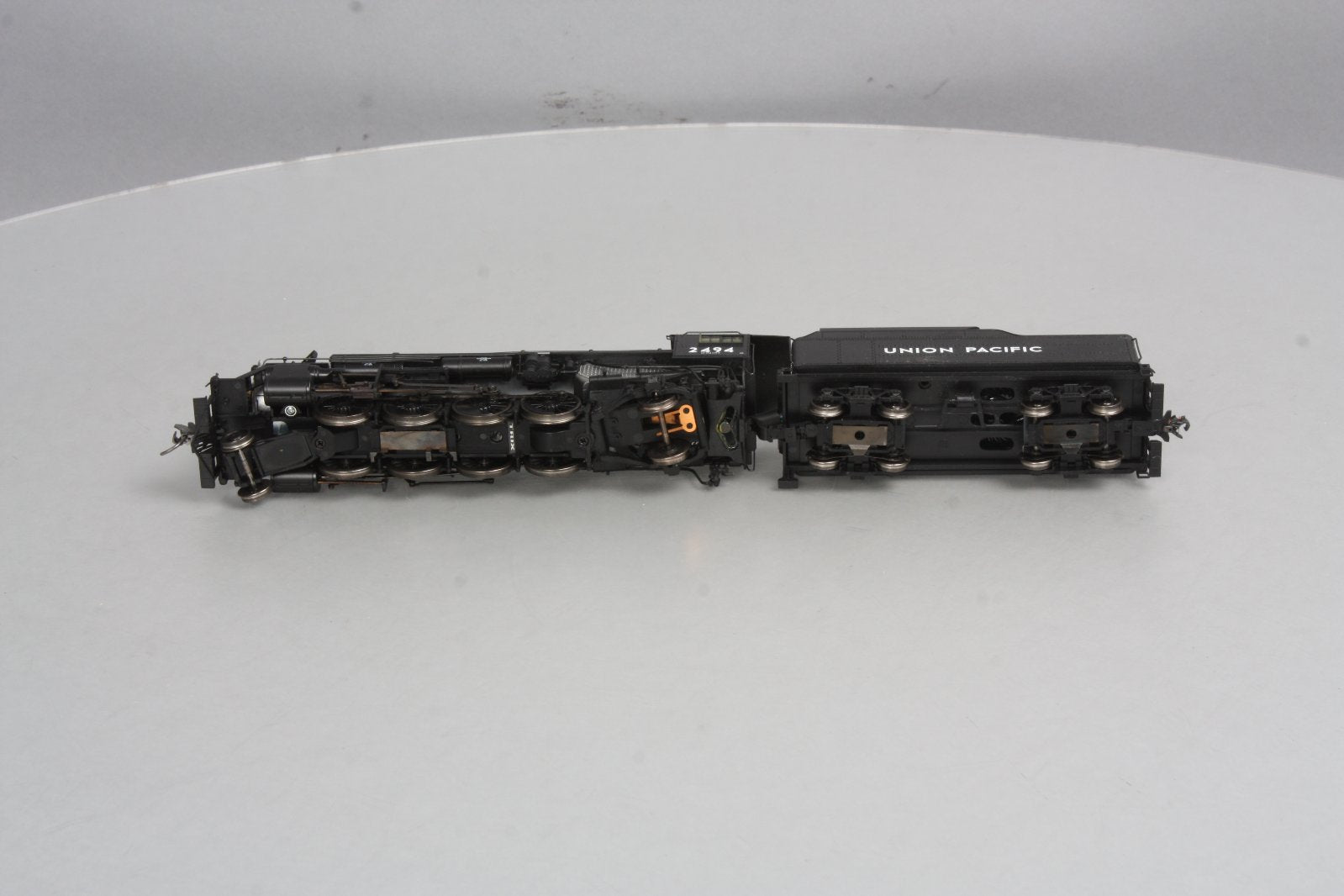 Trix 22803 Union Pacific USRA Light Mikado #2494 w/DCC & Sound LN/Box
