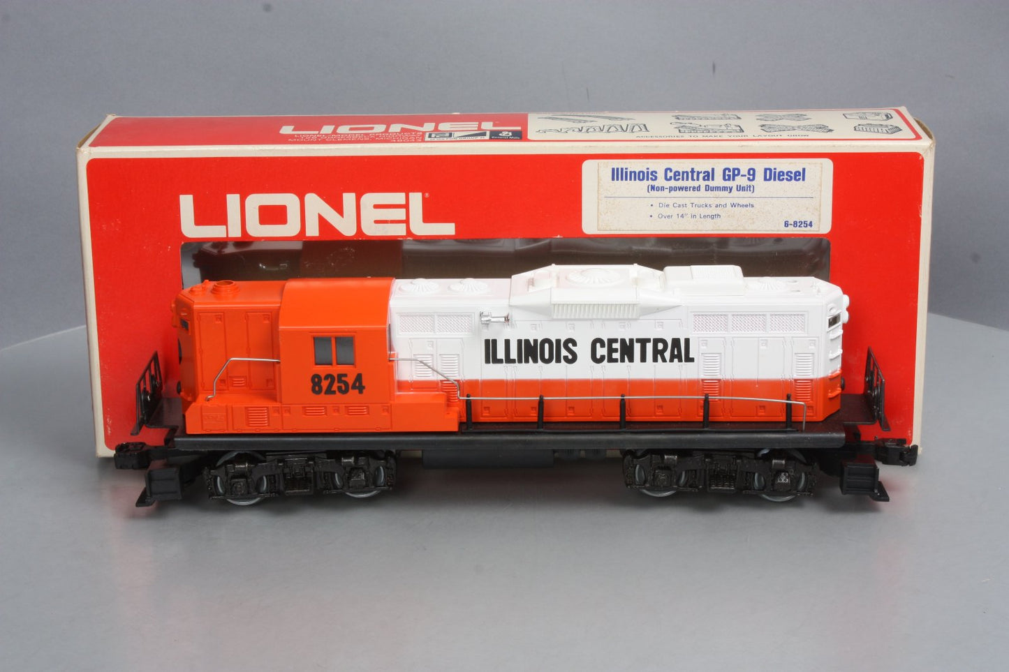 Lionel 6-8254 O Gauge Illinois Central GP-9 Dummy Diesel Locomotive VG/Box