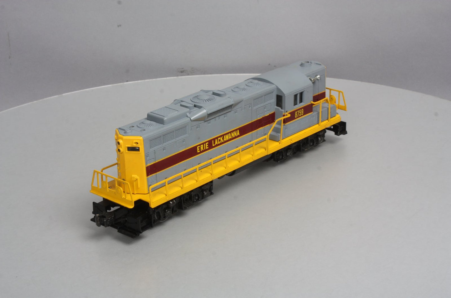 Lionel 6-8759 Erie Lackawanna GP-9 Diesel Locomotive LN/Box