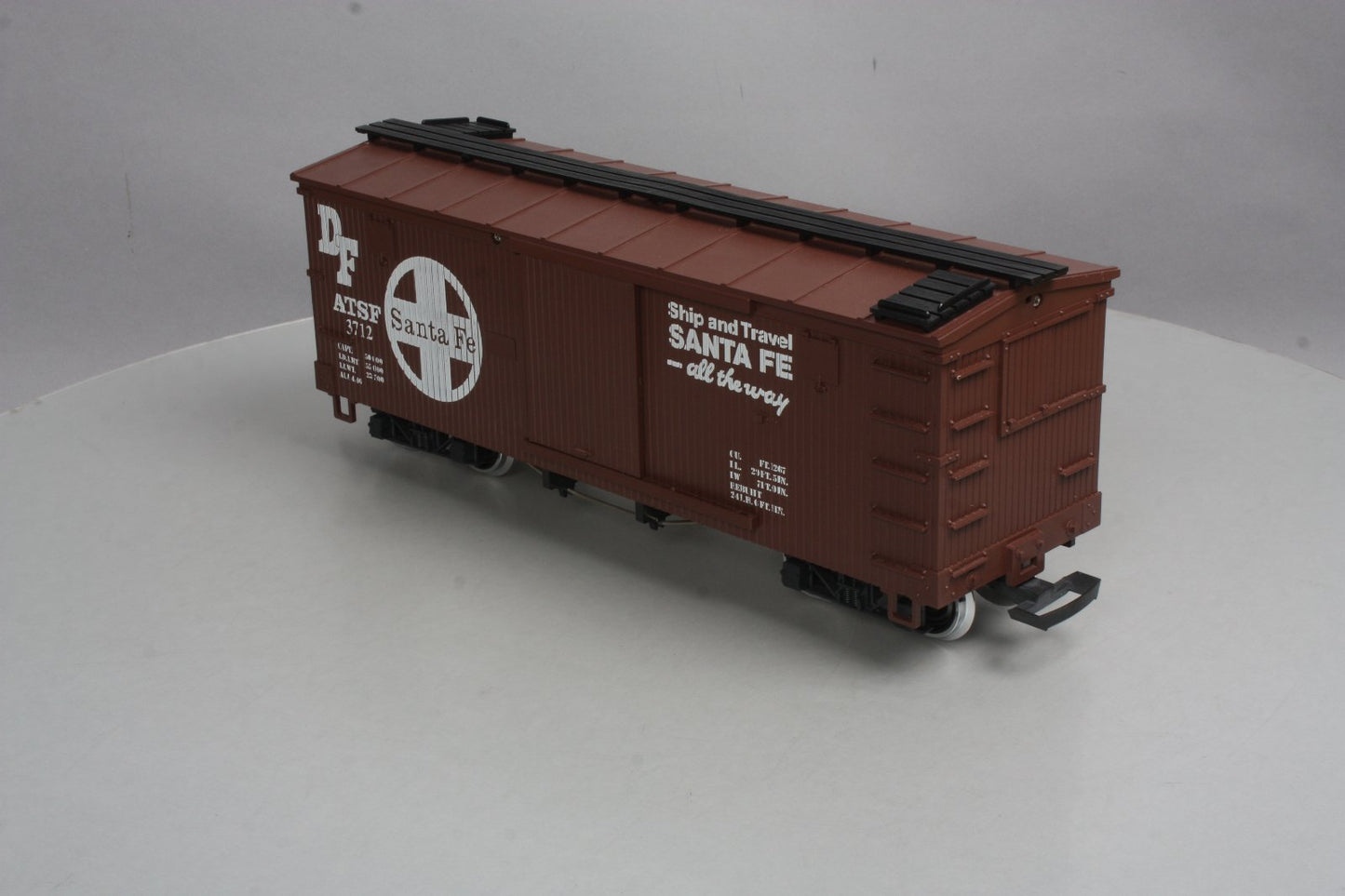 LGB 4067-D03 Santa Fe Boxcar w/ Metal Wheels LN/Box