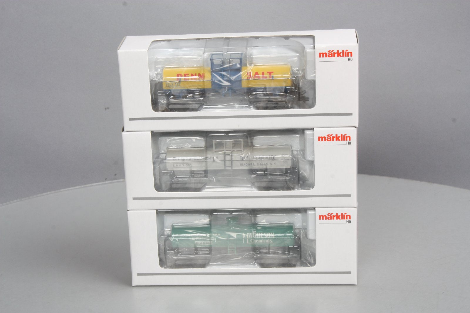 Marklin 45580 HO Scale SHP EBG & TEL 6,000 Gallon Tank Cars (Set of 3) LN/Box